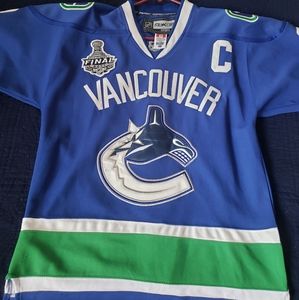 LIMITED EDITION PLAYOFF Vancouver Canucks Jersey